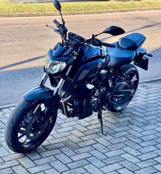 YAMAHA MT-07/MT-07 ABS 689cc  na cor Preto em Curitiba / PR - 993629