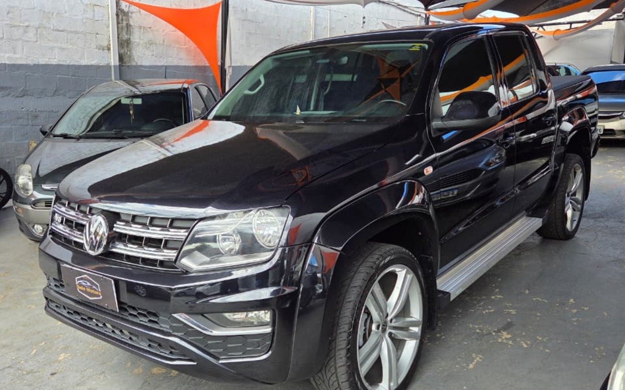 Volkswagen Amarok Comfor. 3.0 V6 TDI 4x4 Dies. Aut. na cor Preto em Campinas / SP - 993830