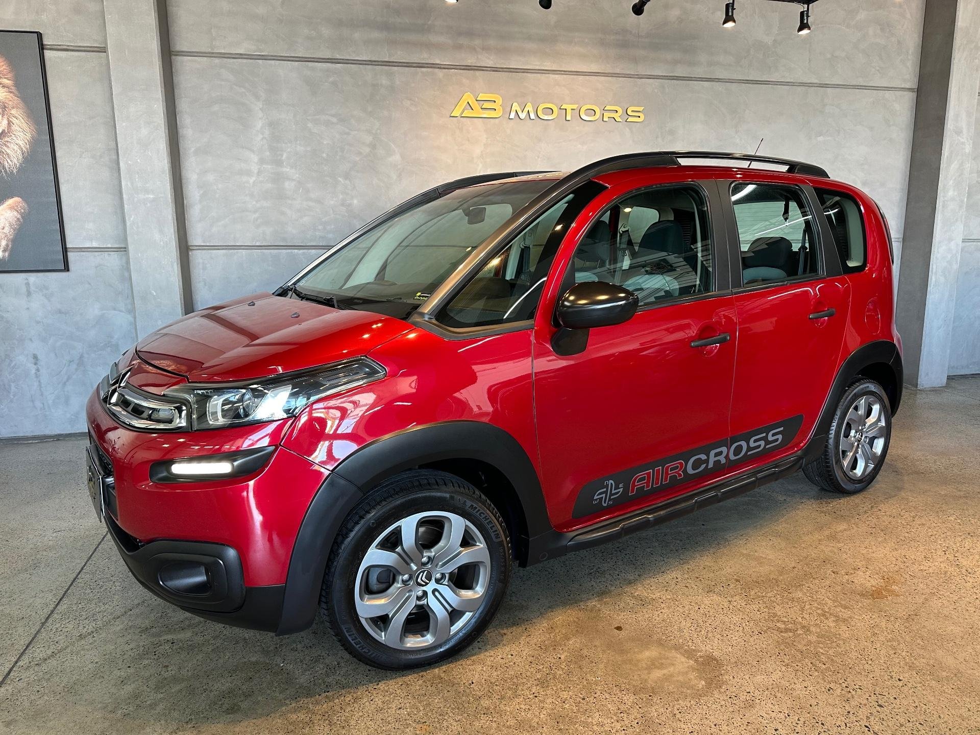 Citroën C3 Aircross Live 1.6 Flex 16V 5p Aut. na cor Vermelho em Joinville / SC - 994393