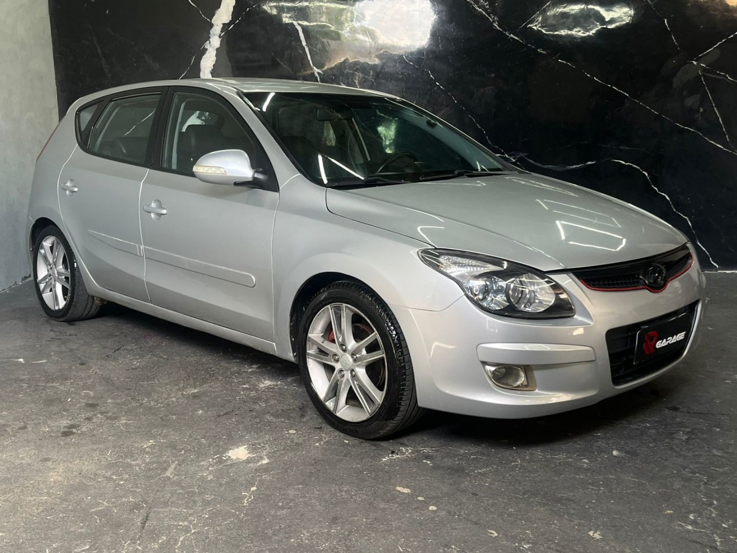 Hyundai i30 2.0 16V 145cv 5p Mec. na cor Prata em Curitiba / PR - 994409