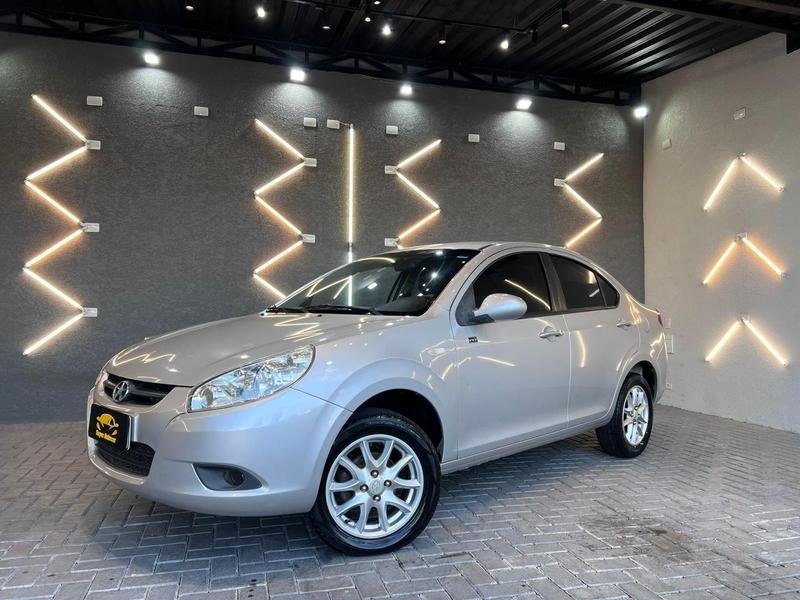JAC J3 Turin Sedan 1.4 16V 4p Mec. na cor Prata em Curitiba / PR - 994416