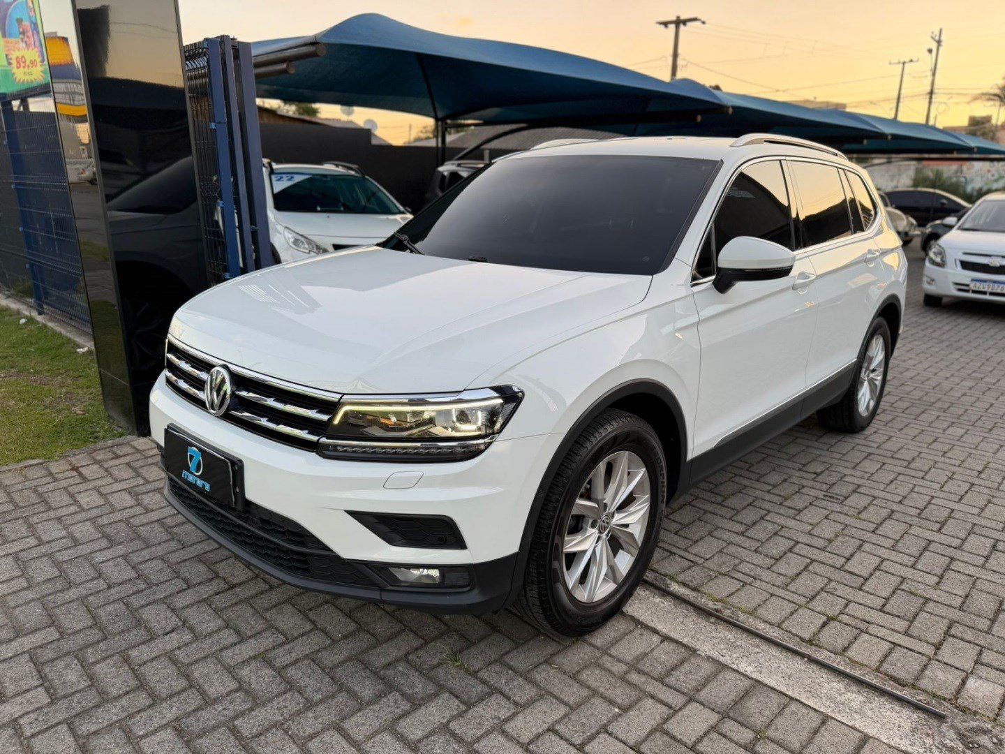 Volkswagen Tiguan Allspac Comf 250 TSI 1.4 Flex na cor Branco em Colombo / PR - 994564
