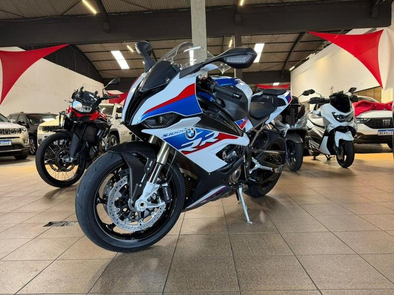 BMW S 1000 RR-M Carbon  na cor Branco em Londrina / PR - 995530