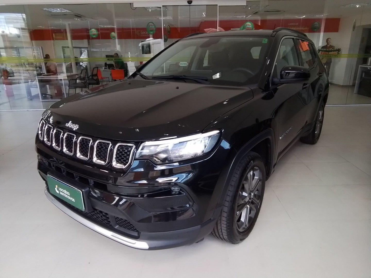 Jeep Compass LONG. T270 1.3 TB 4x2 Flex Aut. na cor Preto em Pato Branco / PR - 995581