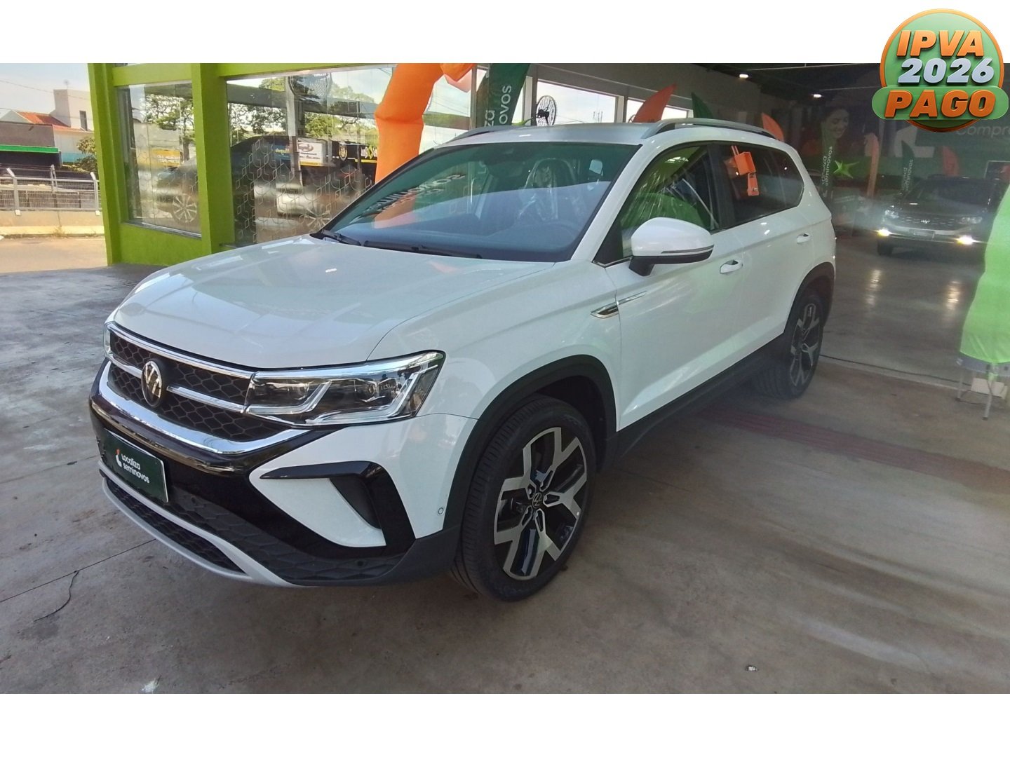 Volkswagen Taos Highline 1.4 250 TSI Flex Aut. na cor Branco em Maringá / PR - 995806