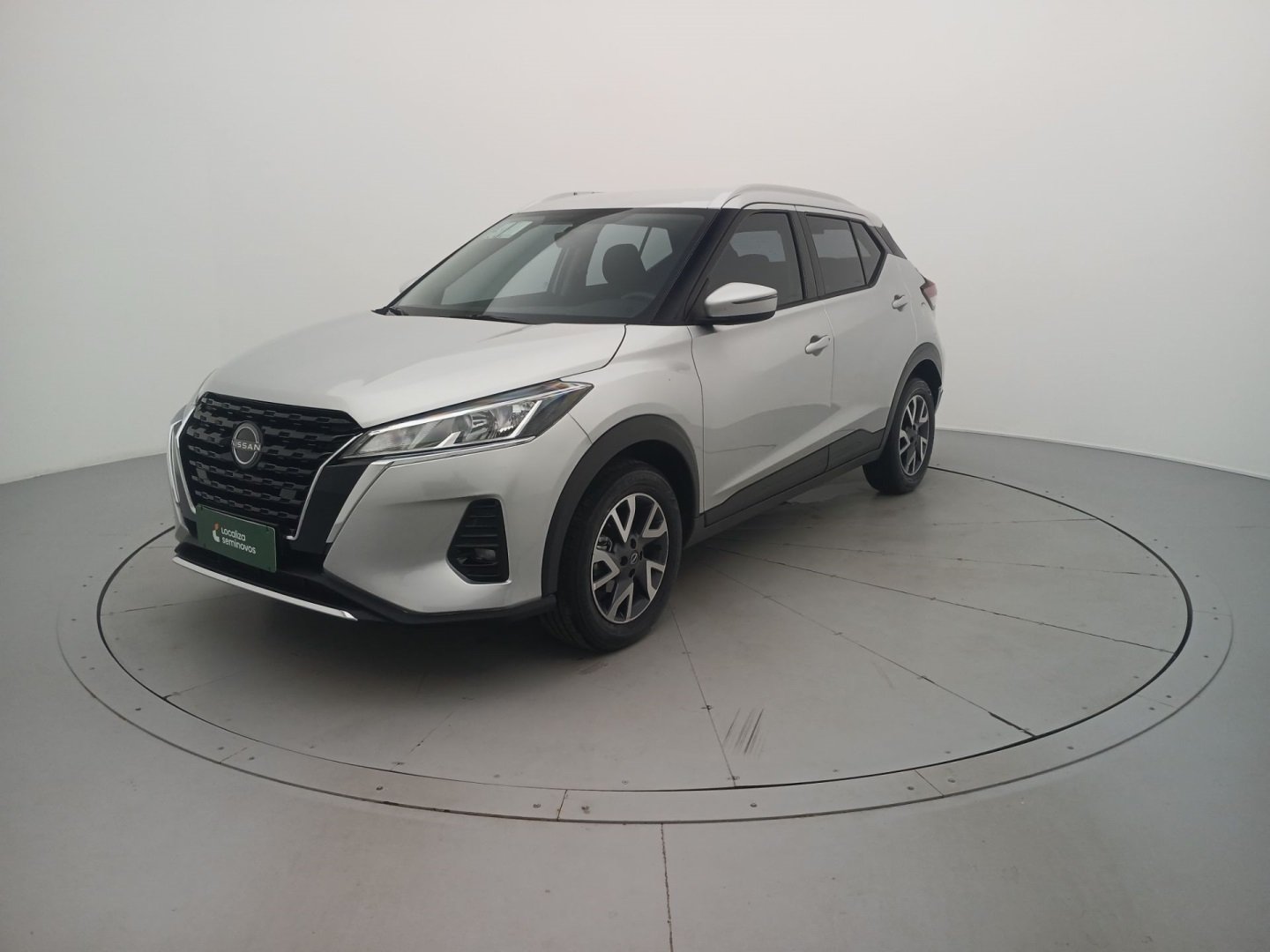 Nissan KICKS Sense 1.6 16V Flex Aut. na cor Prata em Maringá / PR - 996259
