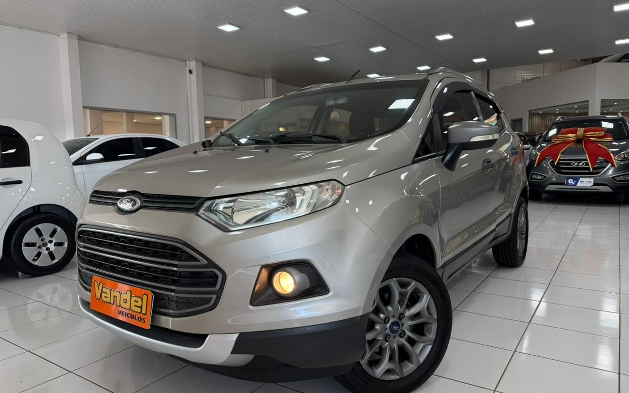 Ford EcoSport FREESTYLE 1.6 16V Flex 5p na cor Prata no Sapucaia do Sul / RS - 997845