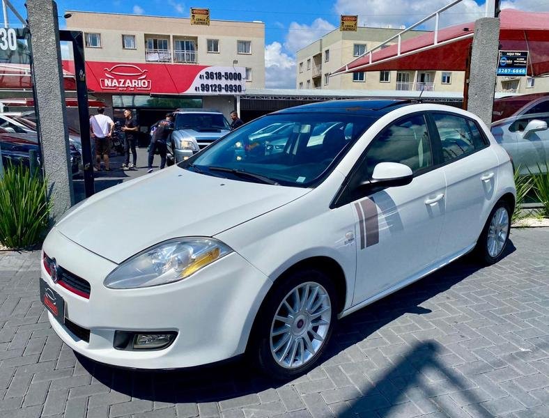 Fiat Bravo SPORTING 1.8 Dualogic Flex 16V 5p na cor Branco em Curitiba / PR - 998699