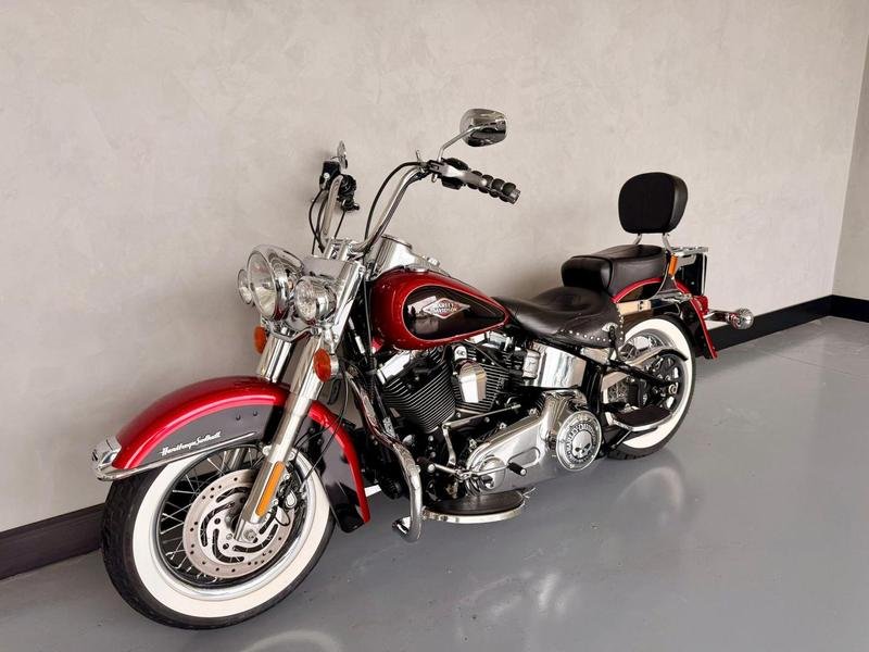 HARLEY-DAVIDSON HERITAGE SOFTAIL CLASSIC FLSTC  na cor Preto em Curitiba / PR - 998733