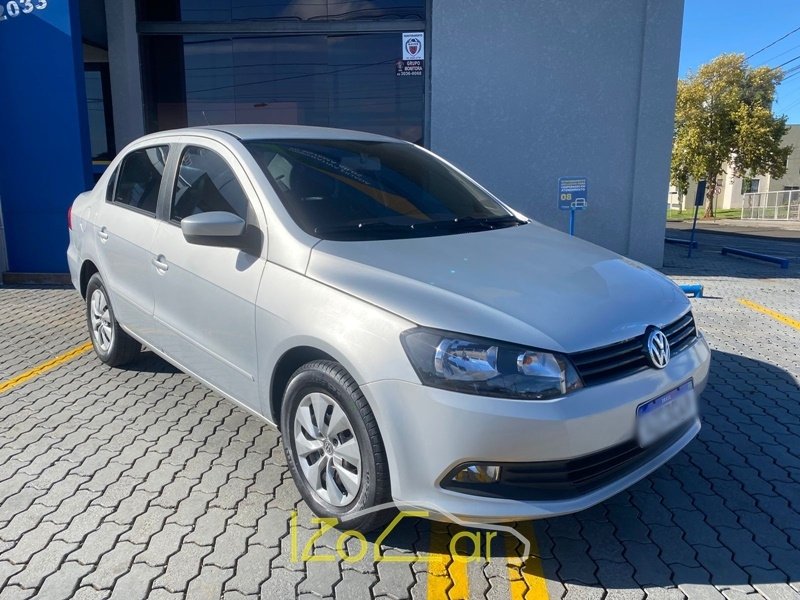 Volkswagen Voyage Trendline 1.0 T.Flex 8V 4p na cor Prata em Guarapuava / PR - 998830