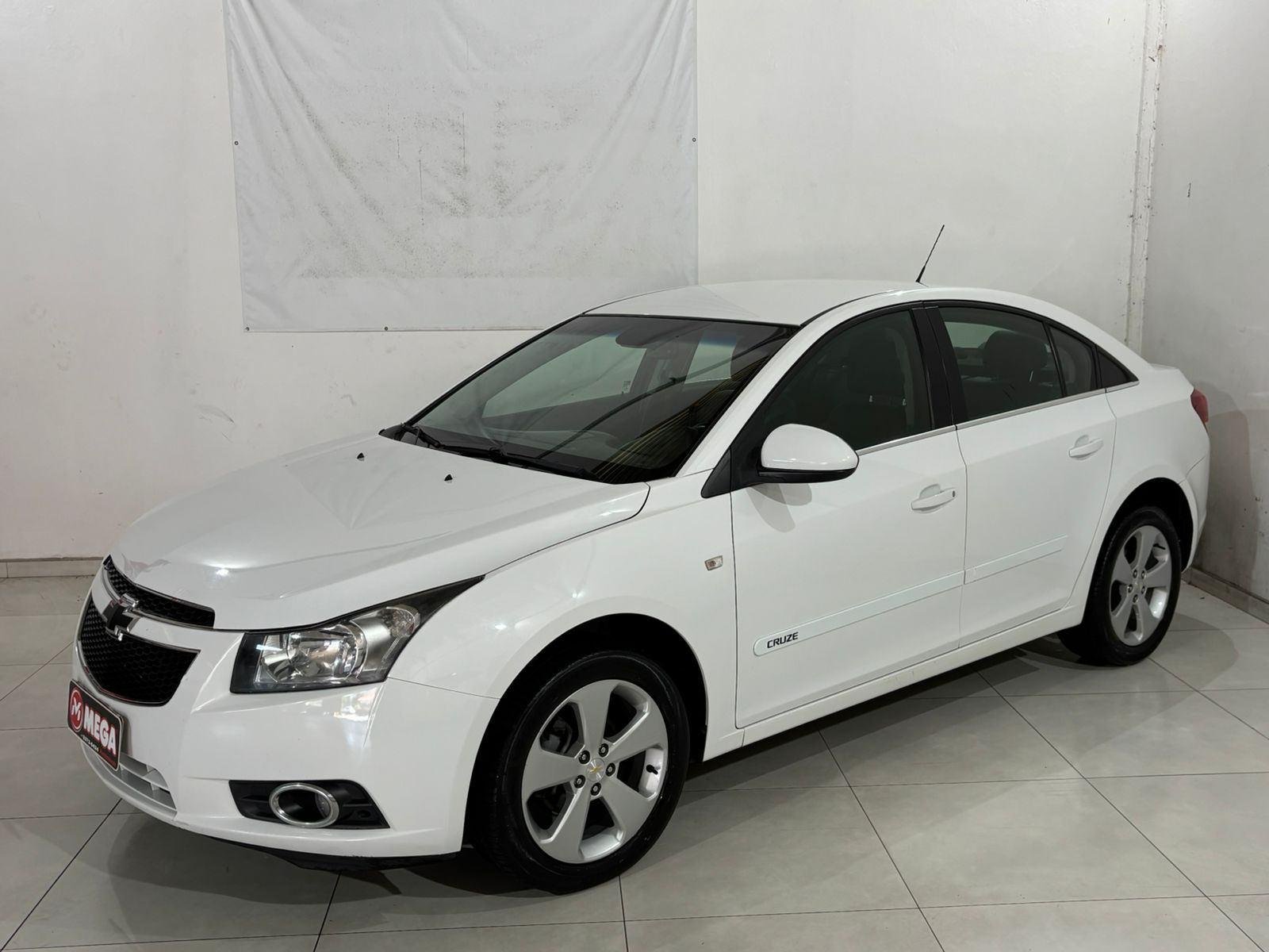 Chevrolet Cruze HB Sport LT 1.8 16V FlexP. 5p Aut na cor Branco em Guaramirim / SC - 999165