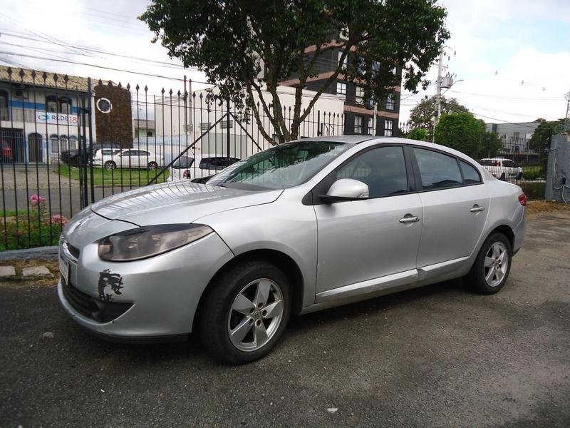 Renault Fluence Sed. Dynamique 2.0 16V FLEX Aut. na cor Prata em Curitiba / PR - 999234