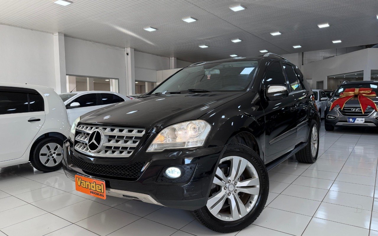 Mercedes-Benz ML-350 3.0 V6 4x4 Diesel na cor Preto no Sapucaia do Sul / RS - 999499